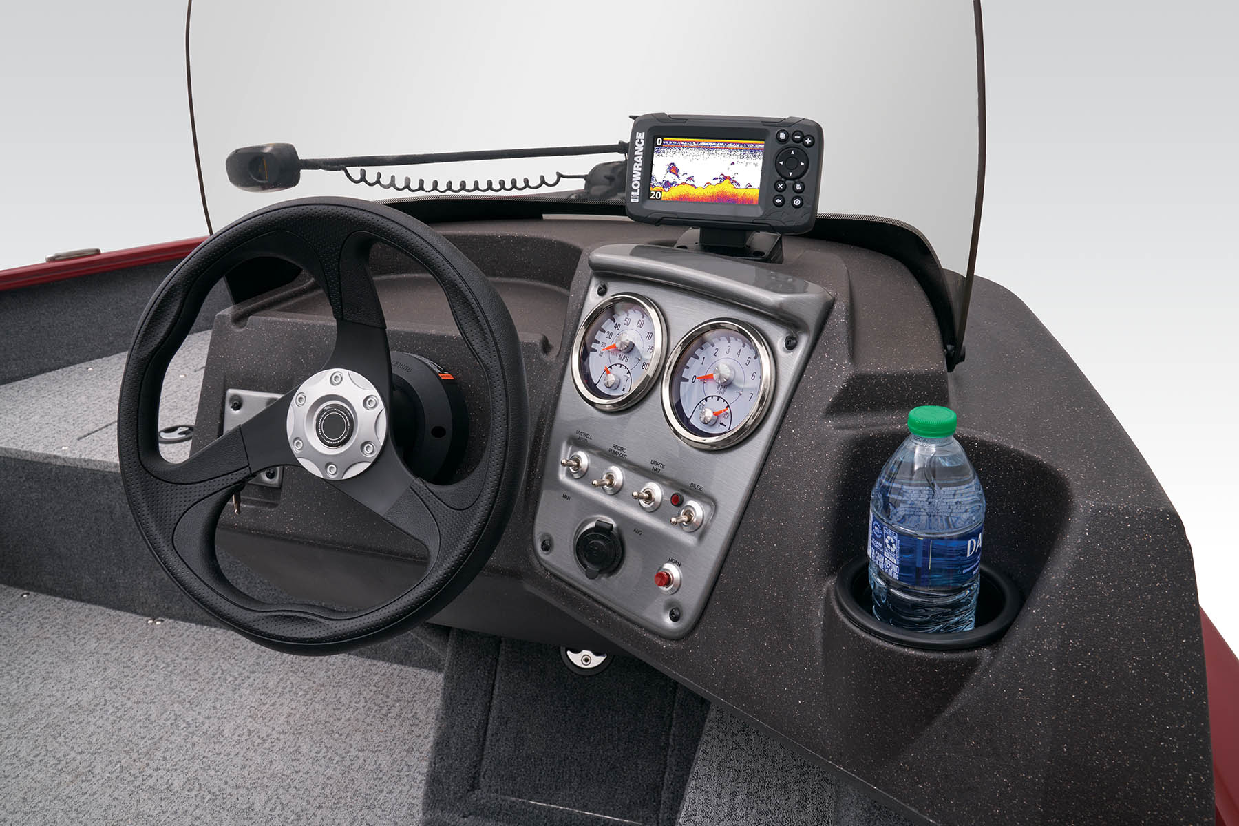  2023 TRACKER 102023 Deep-V-Boats 132023 PRO-GUIDE-V-16-SC 6215 Features-Options 1327196 23 TR PGV16SC FA013%20copy