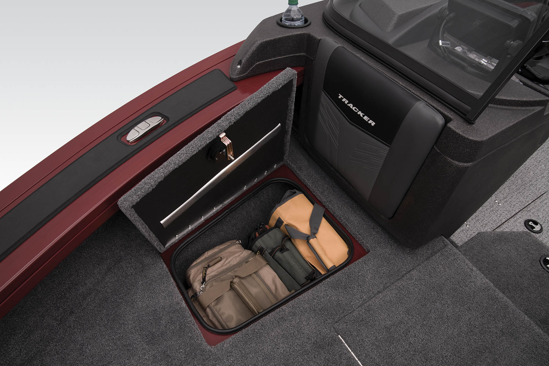 32 2023 TRACKER 102023 Deep-V-Boats 132023 TARGA-V-18-Combo-NOT-A-SEPARATE-MODEL 6232 Features-Options 1327196 23 TR TARGAV18-COMBO FA015%20copy