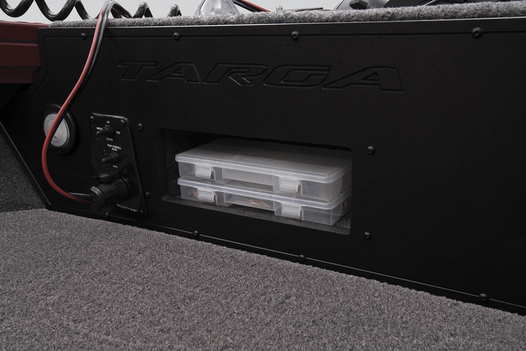 33 2023 TRACKER 102023 Deep-V-Boats 132023 TARGA-V-18-Combo-NOT-A-SEPARATE-MODEL 6232 Features-Options 1327196 23 TR TARGAV18-COMBO FA014%20copy